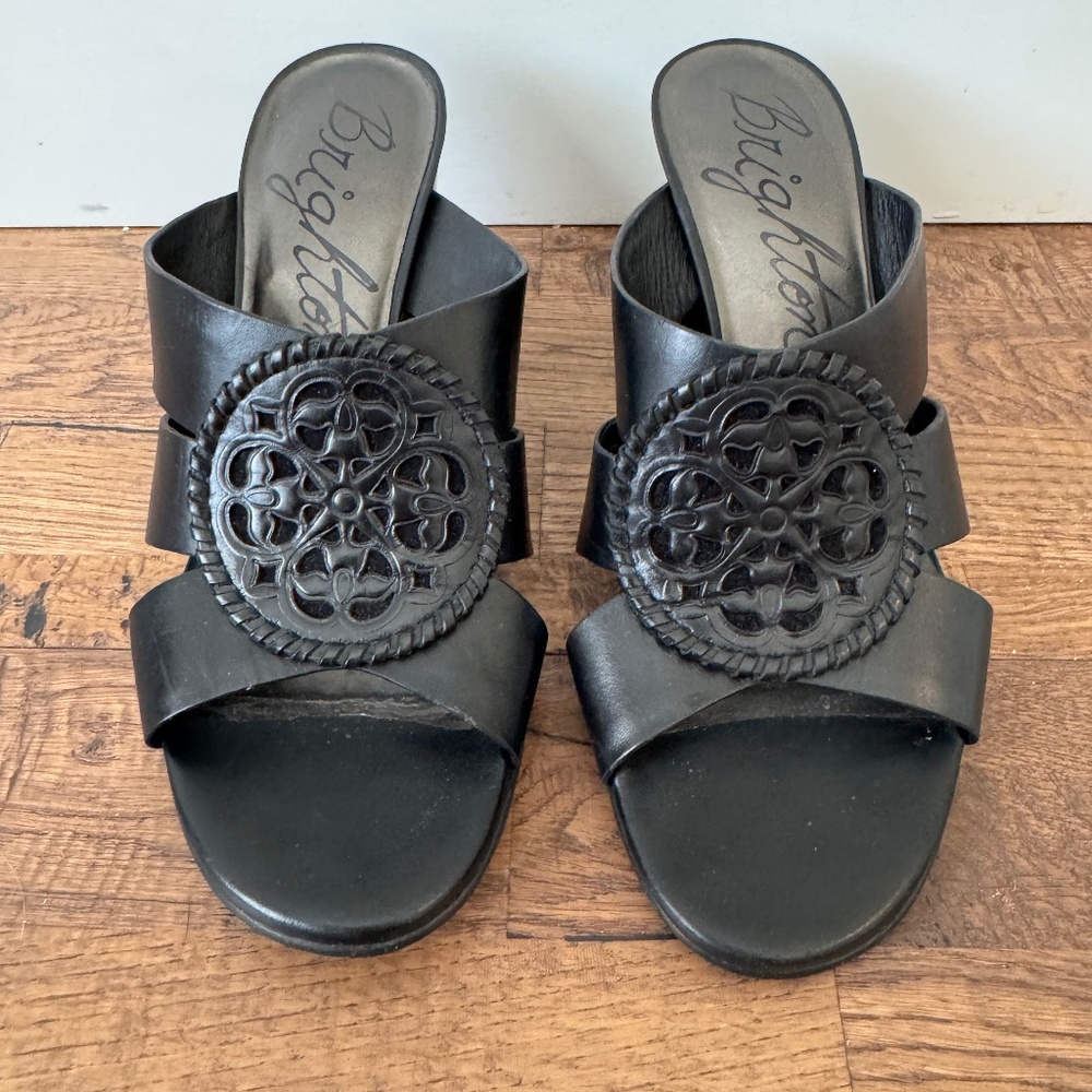 Brighton Romana Black Leather Block Heel Medallion Slide Mules 4446 Womens 7.5